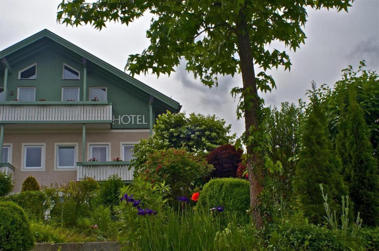 Gartenhotel Salzach ブルクハウゼン エクステリア 写真