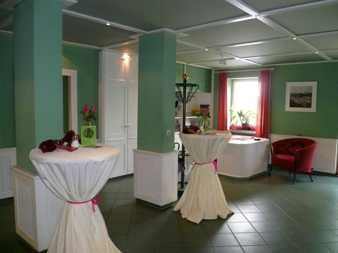 Gartenhotel Salzach ブルクハウゼン エクステリア 写真